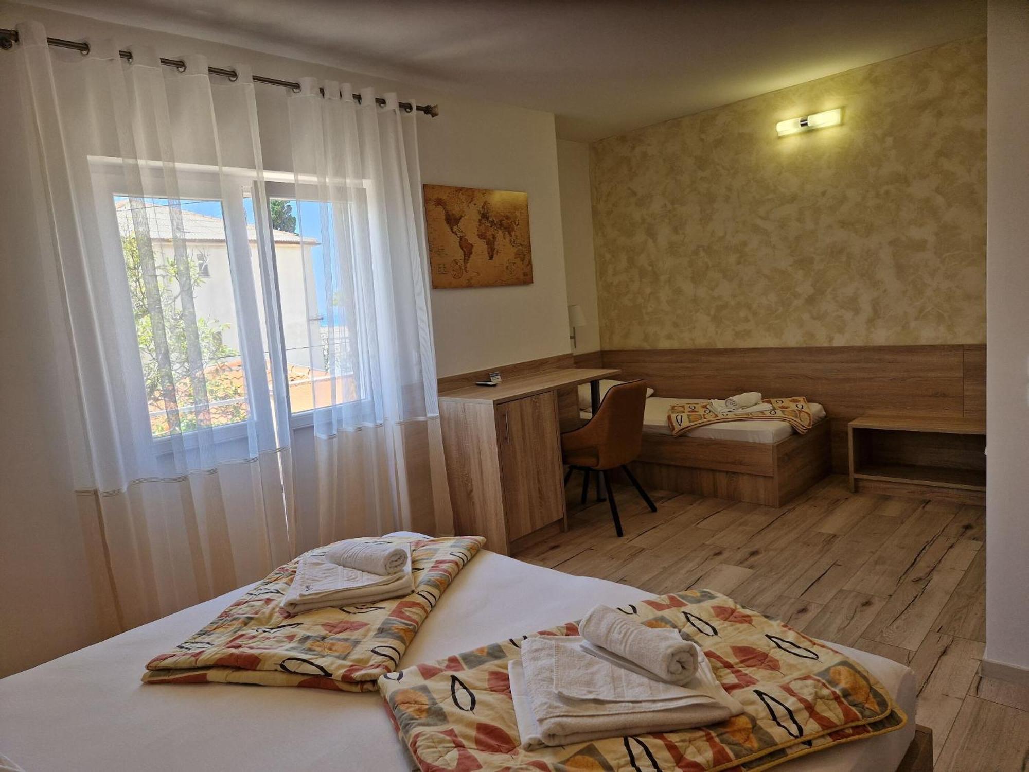 נובליה Apartment And Rooms Amenka מראה חיצוני תמונה