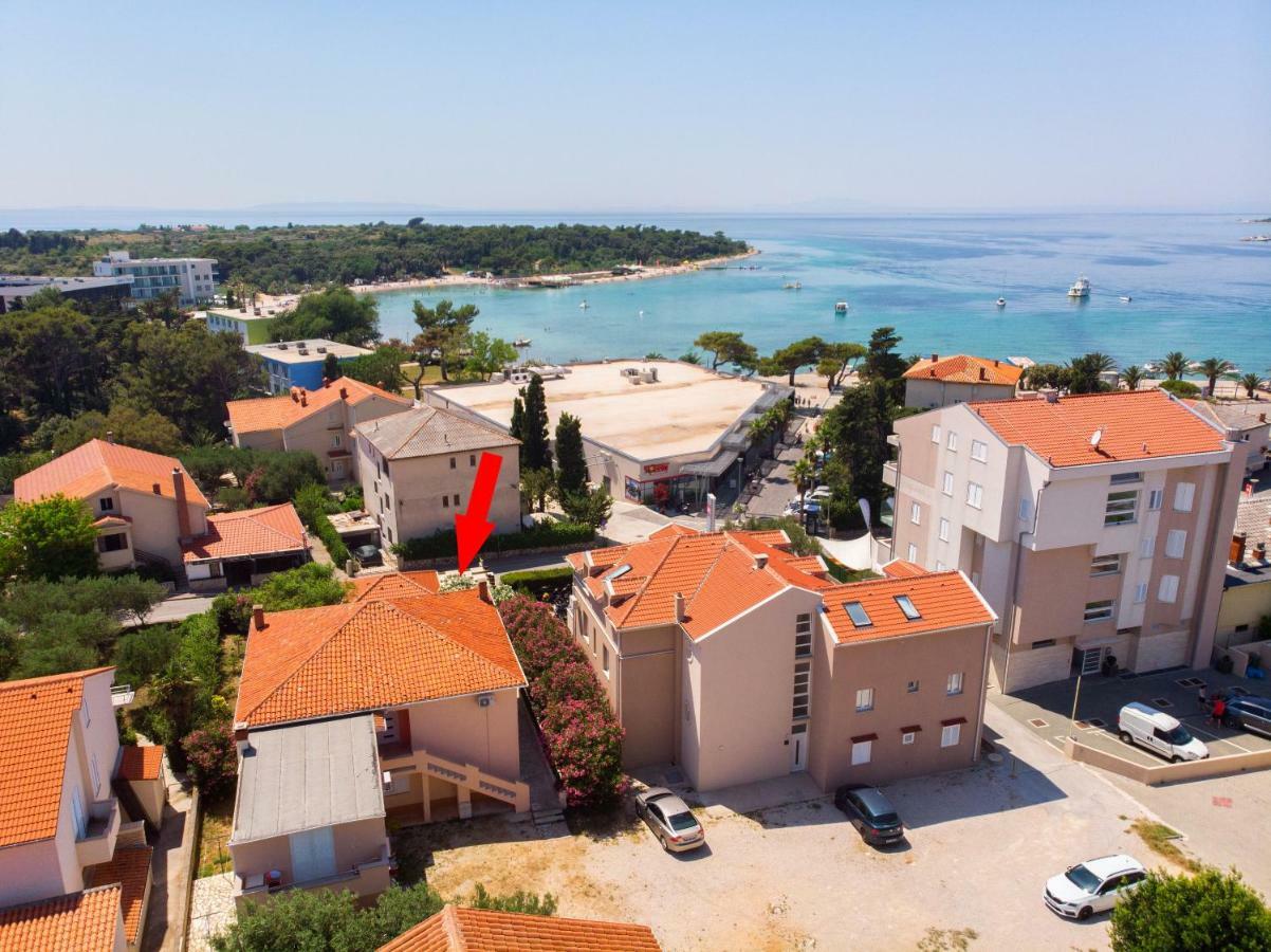 נובליה Apartment And Rooms Amenka מראה חיצוני תמונה