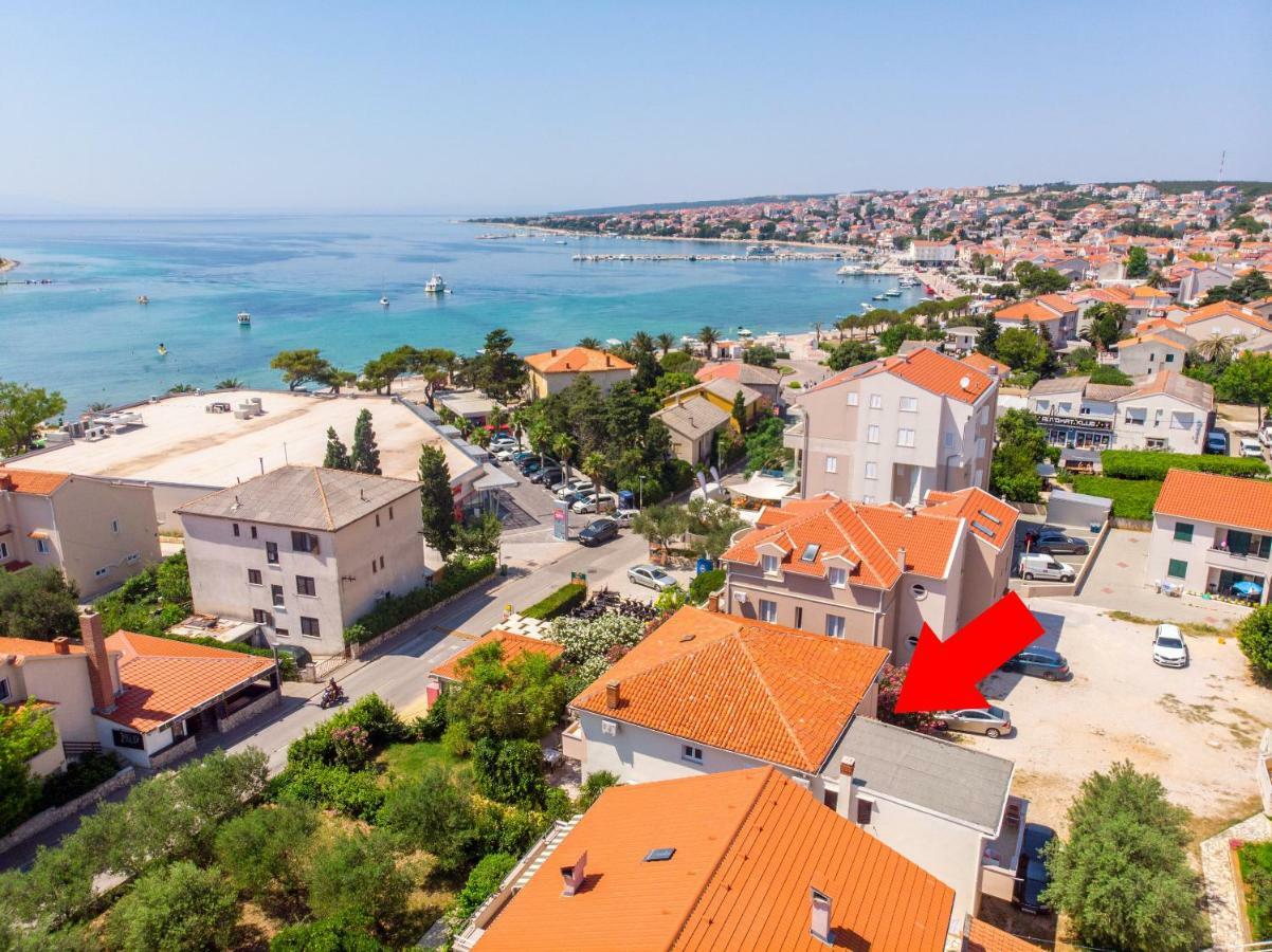 נובליה Apartment And Rooms Amenka מראה חיצוני תמונה